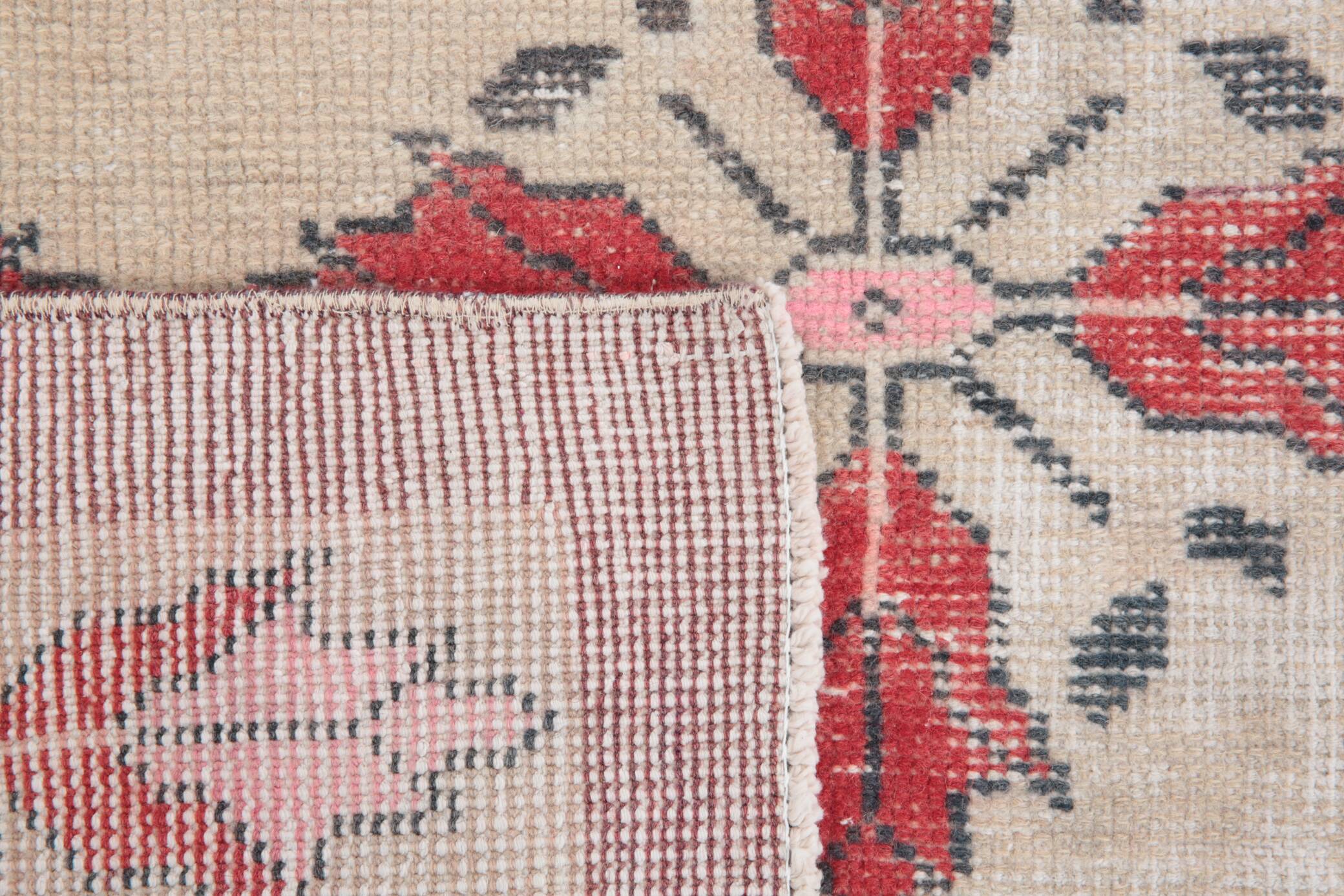 5x8 Vintage Beige & Red Geometric Persian Vintage Rug, 140x237Cm