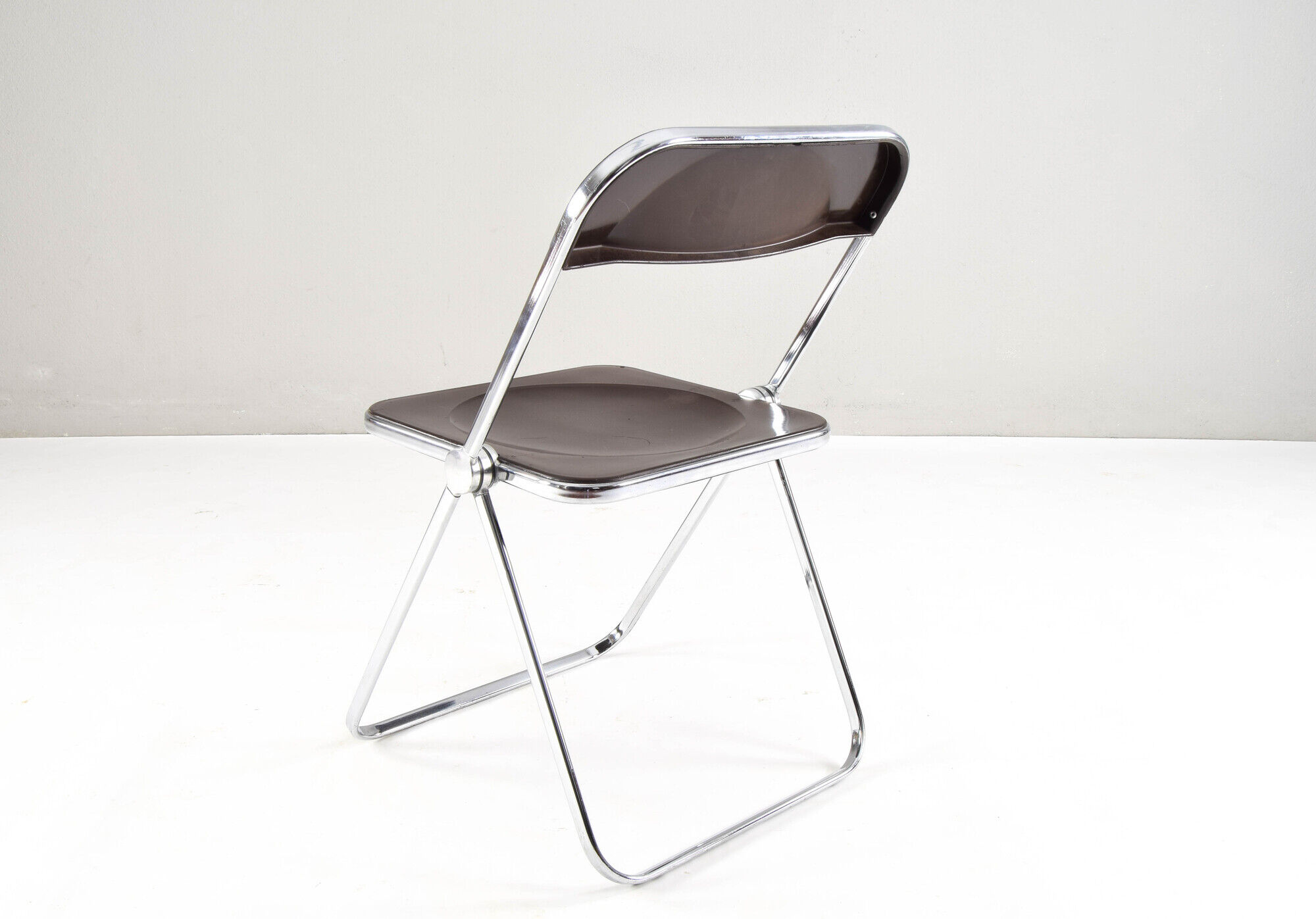 Plia folding chairs by Giancarlo Piretti to Castelli Italy 60s
