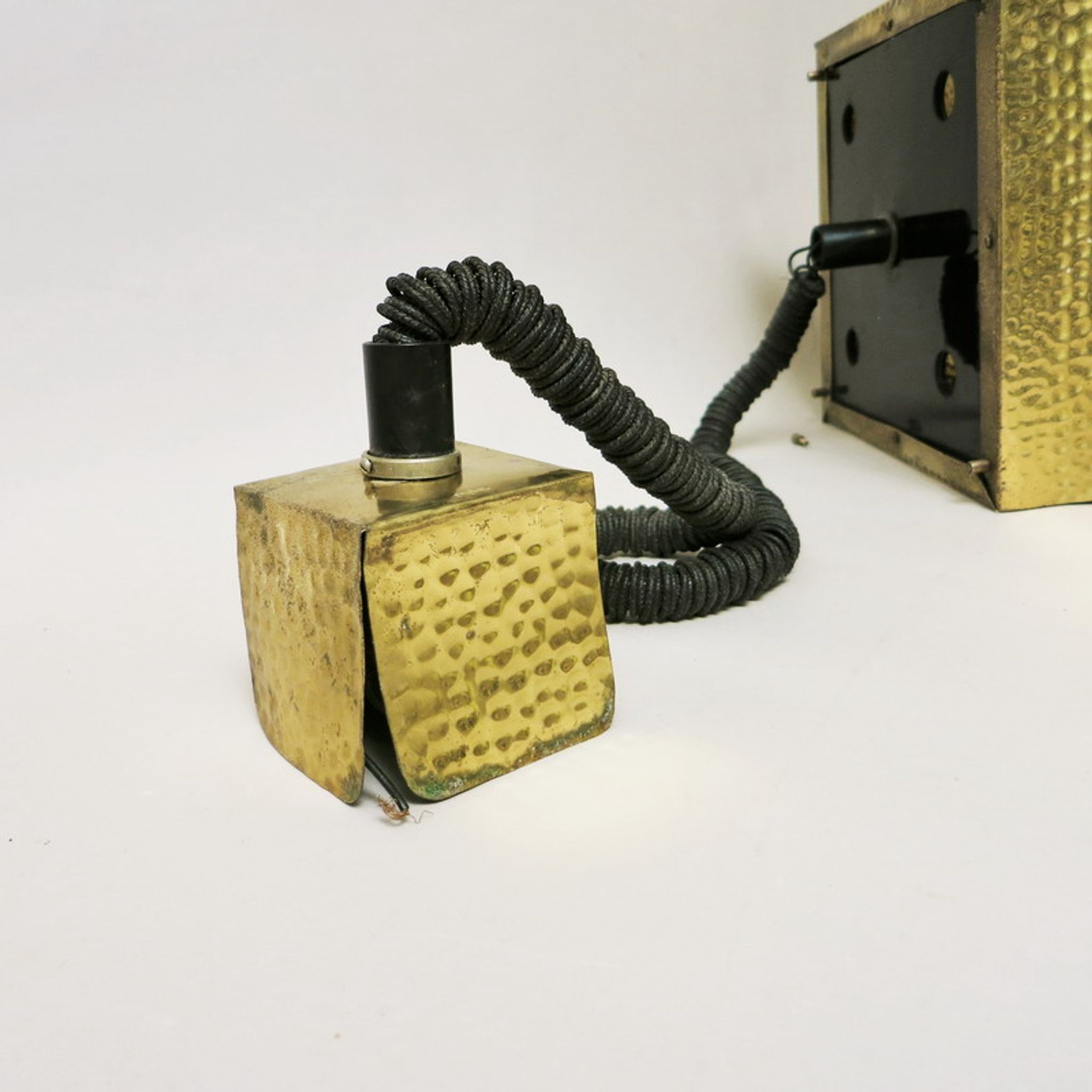 Suspension 60 years hammered brass