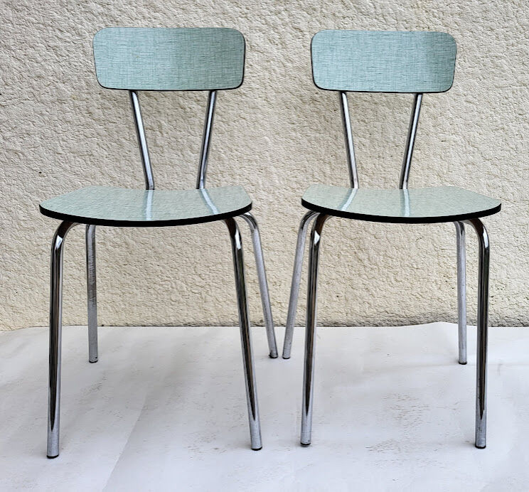 Set of 2 formica chairs