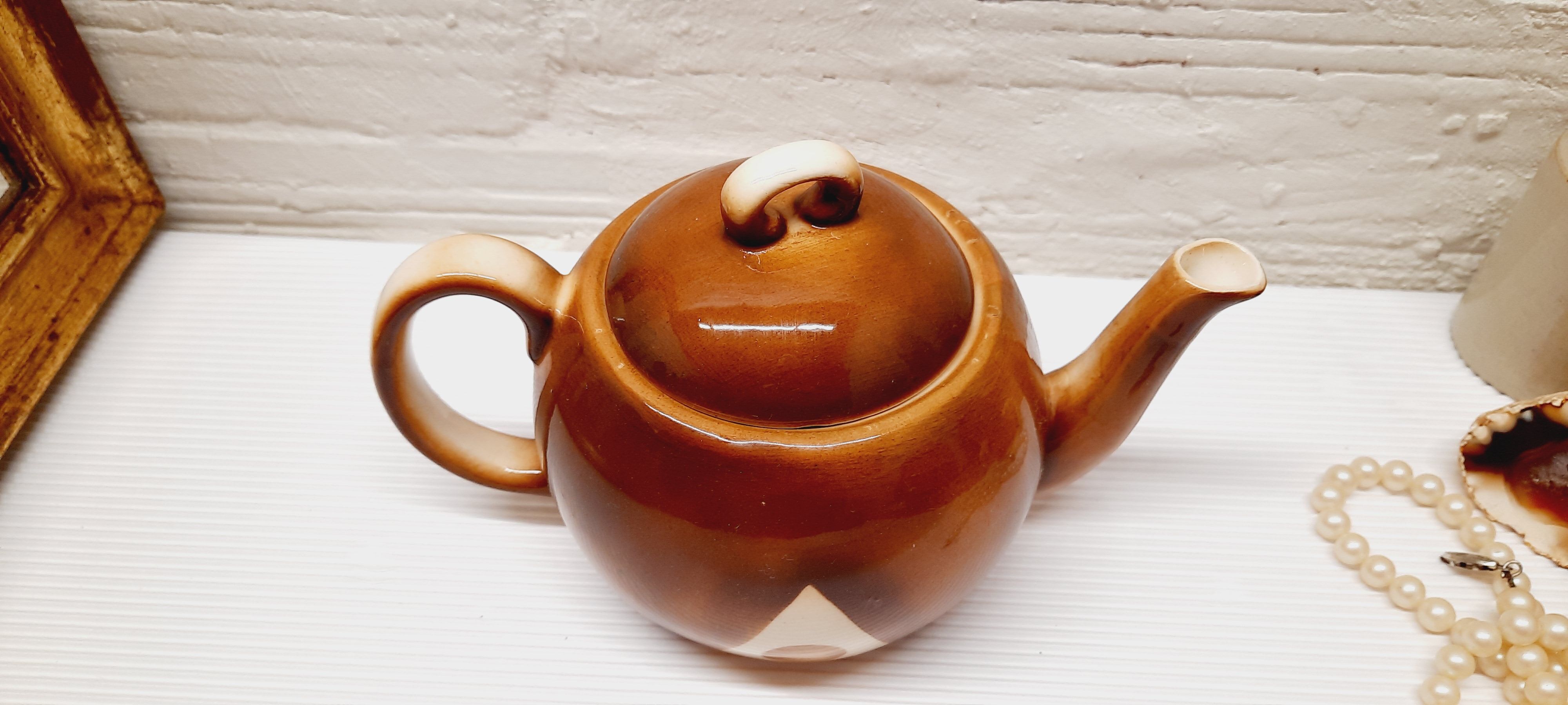 Art Deco Selfish Teapot