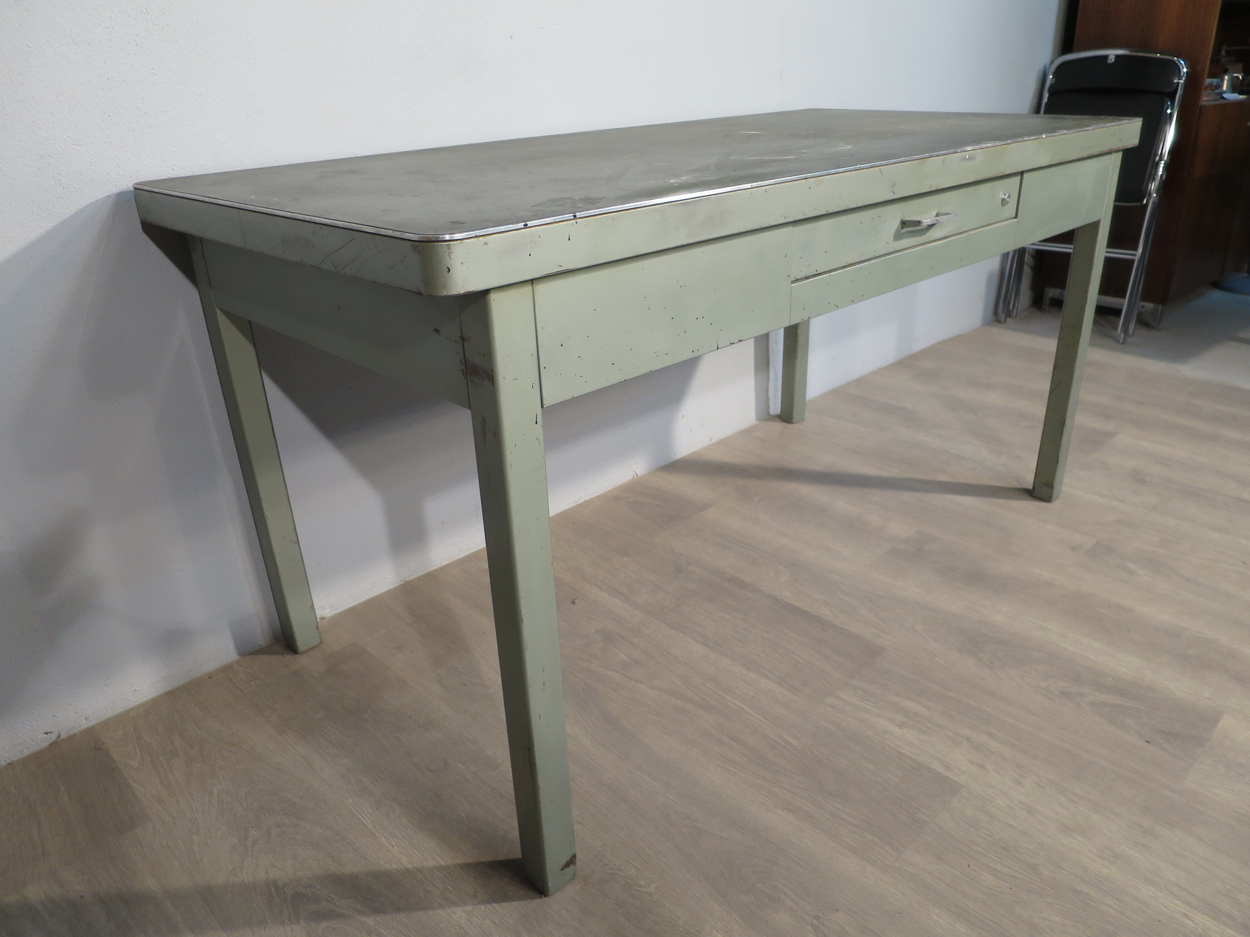 Industrial desk brand Yac 50