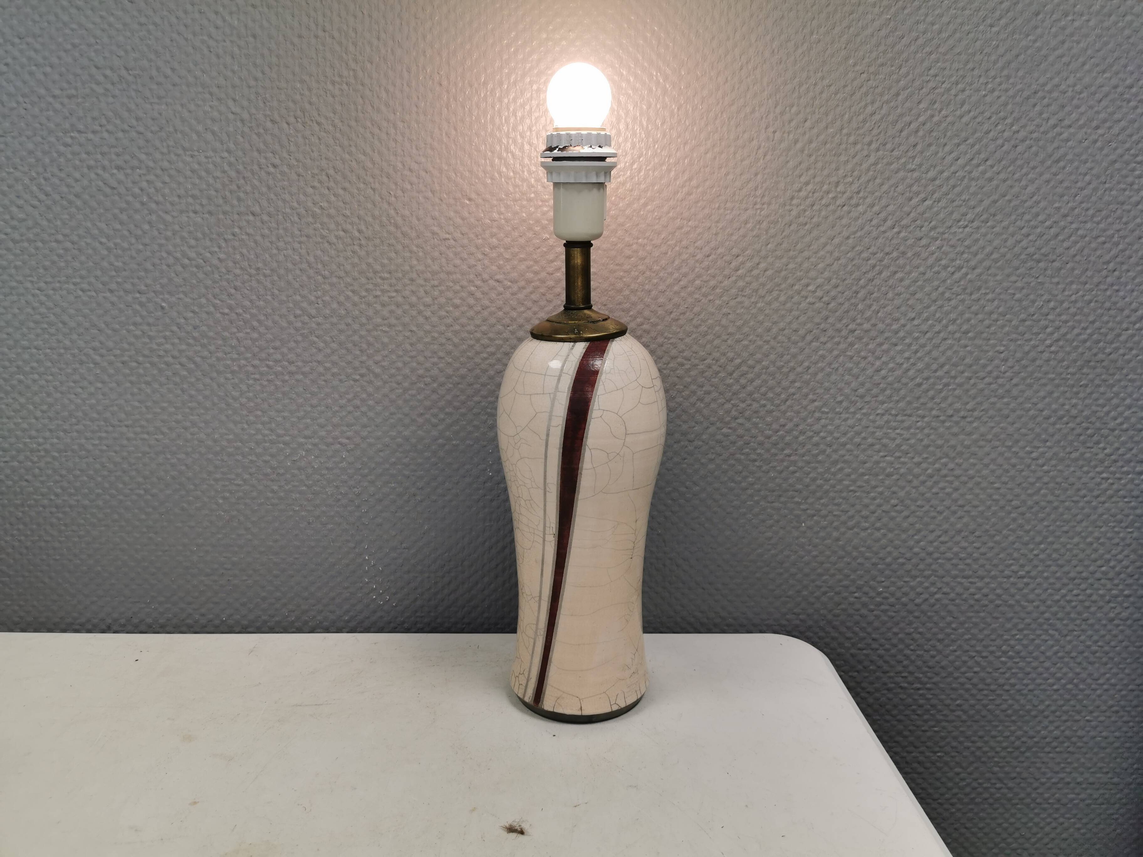 Table lamp in crackled ceramic with brass top, by Jenkin, 1970s.