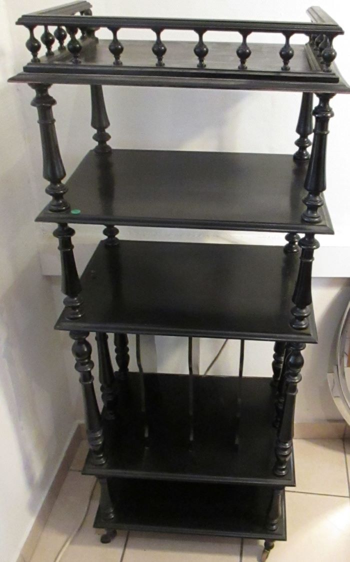 Napoléon III music furniture