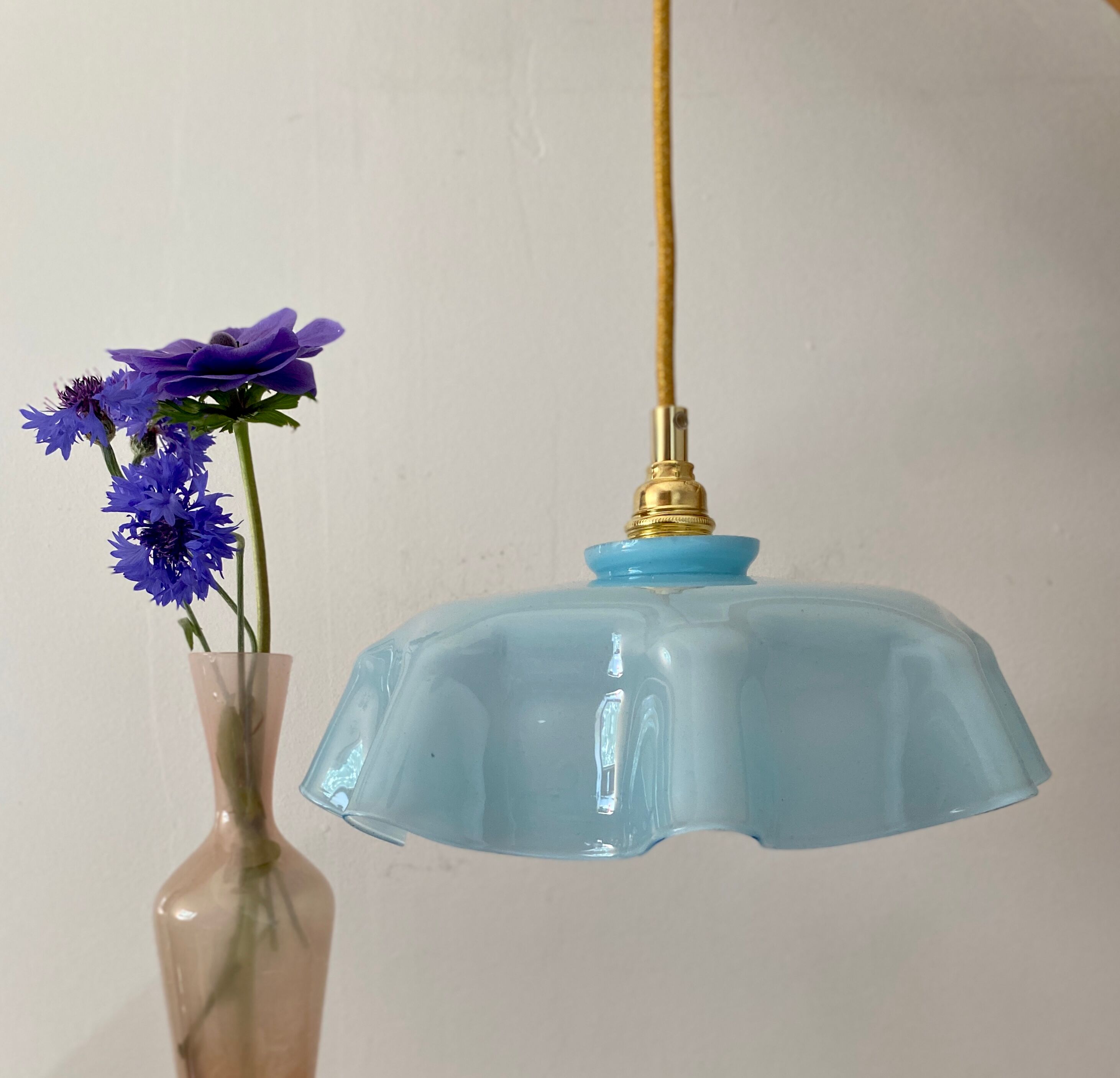 Vintage lamp lamp in blue opaline