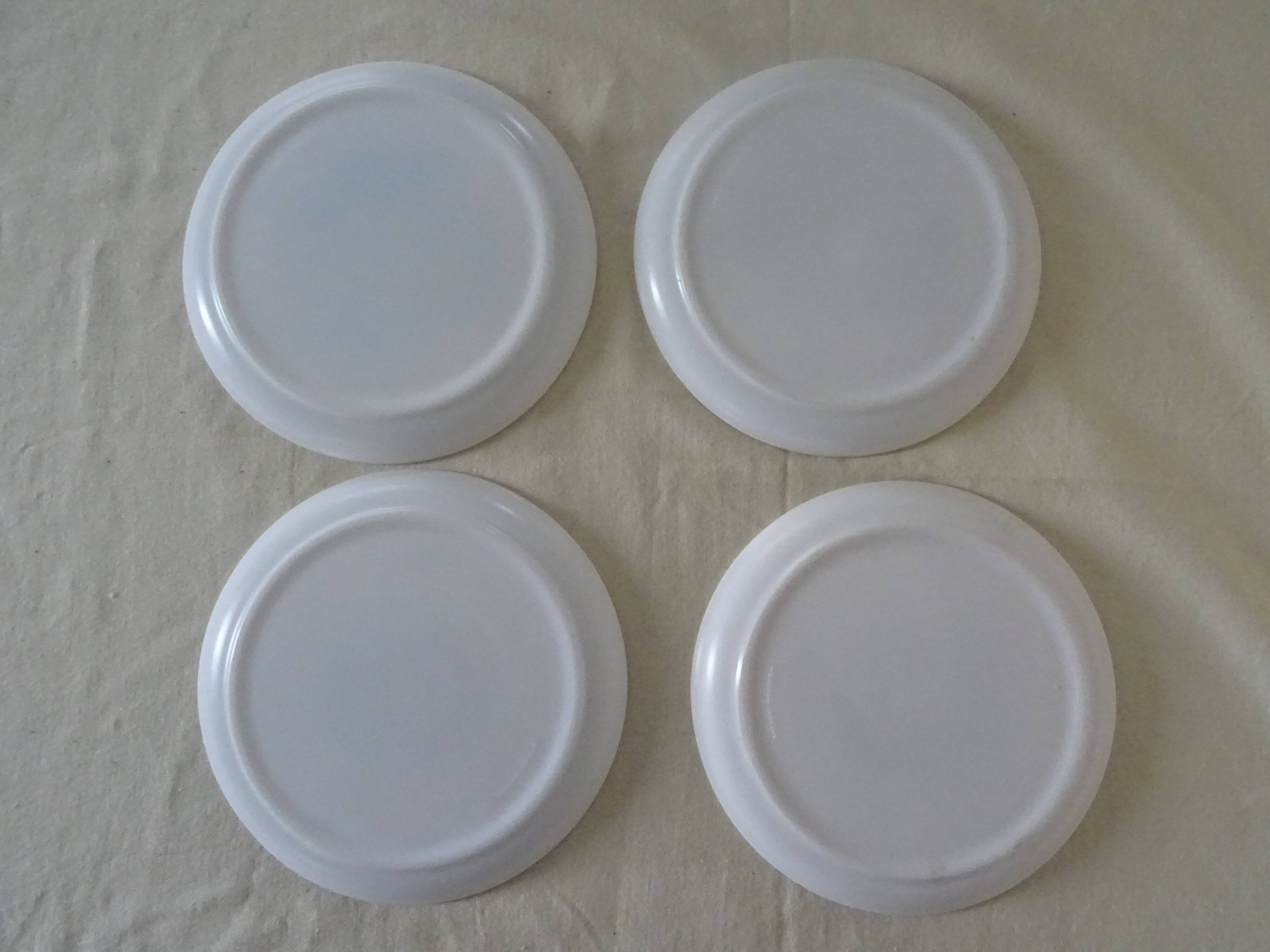 4 plates dessert flowers Arcopal lotus