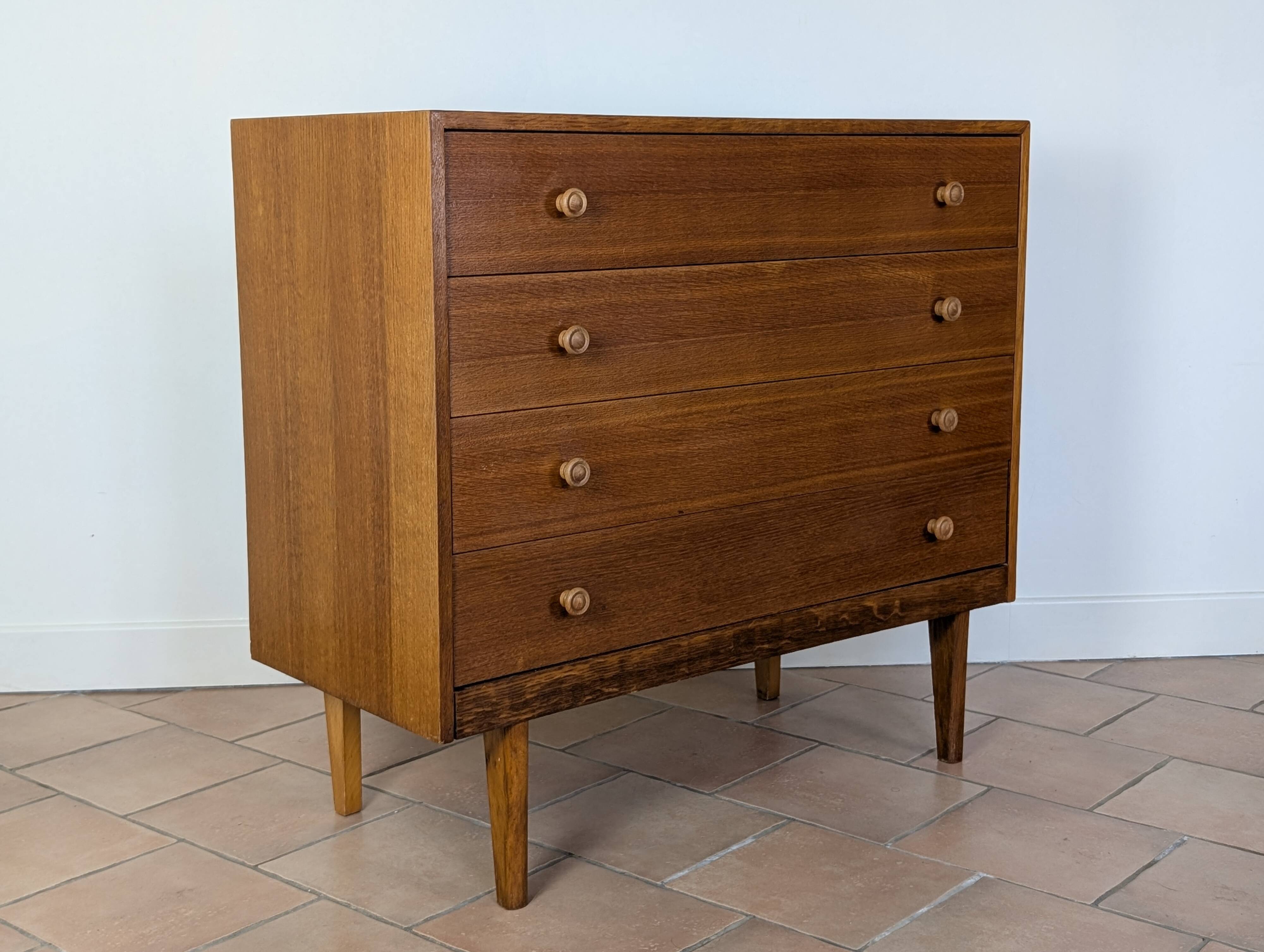 Vintage 60s chest of drawers