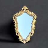 Ancien miroir en résine dorée - 43 x 68 cm