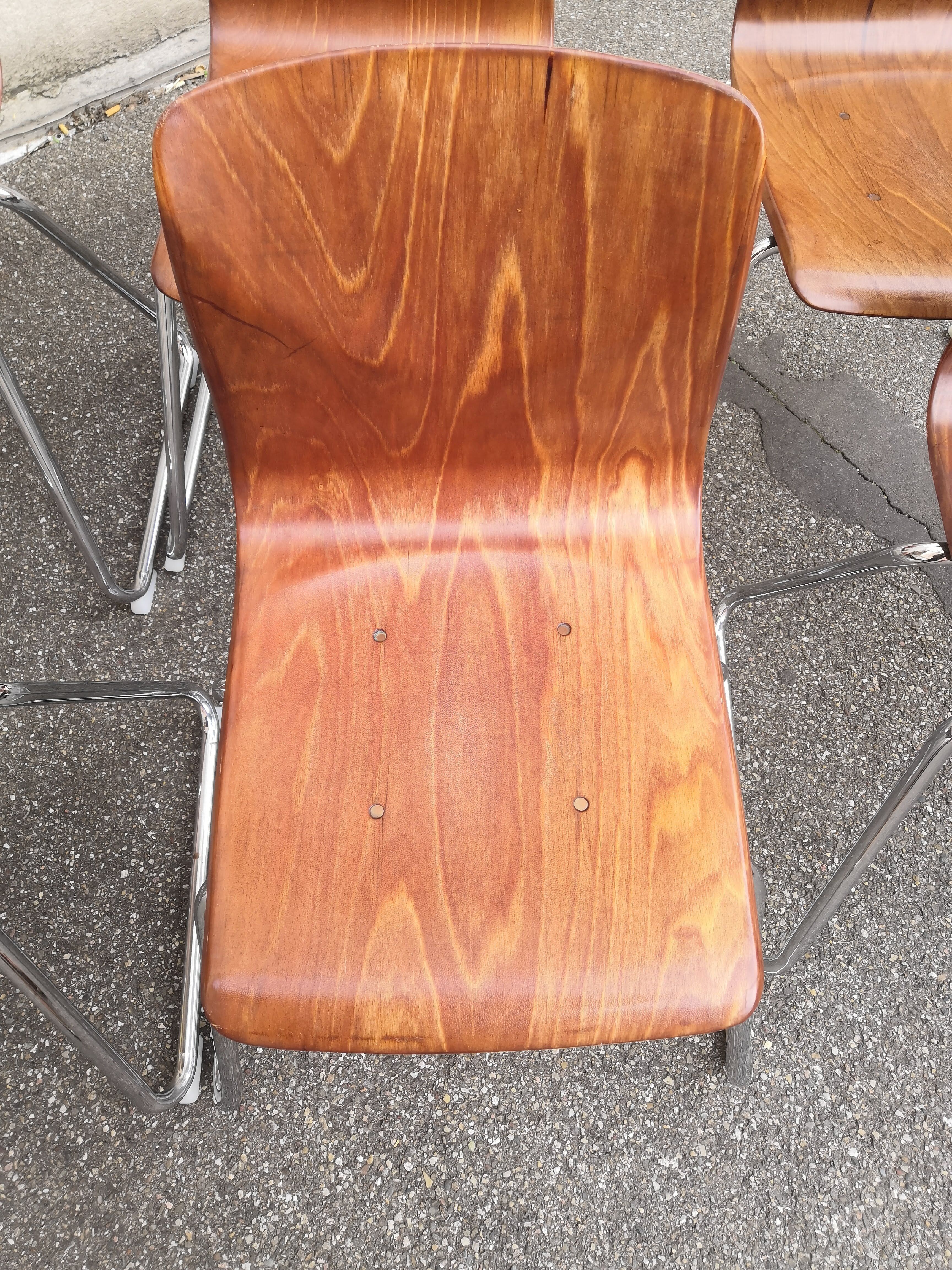 9 Pagholz Thur-Op-Seat chairs