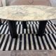 Table a manger marbre et pieds acier