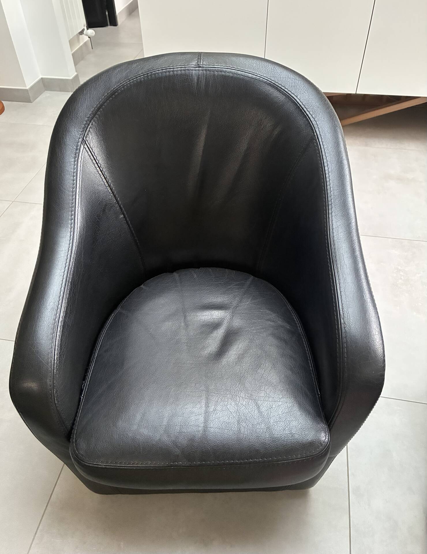 Paire fauteuil cabriolet cuir noir 1990