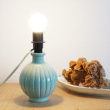 Pied de lampe, ancienne bouteille en verre peint