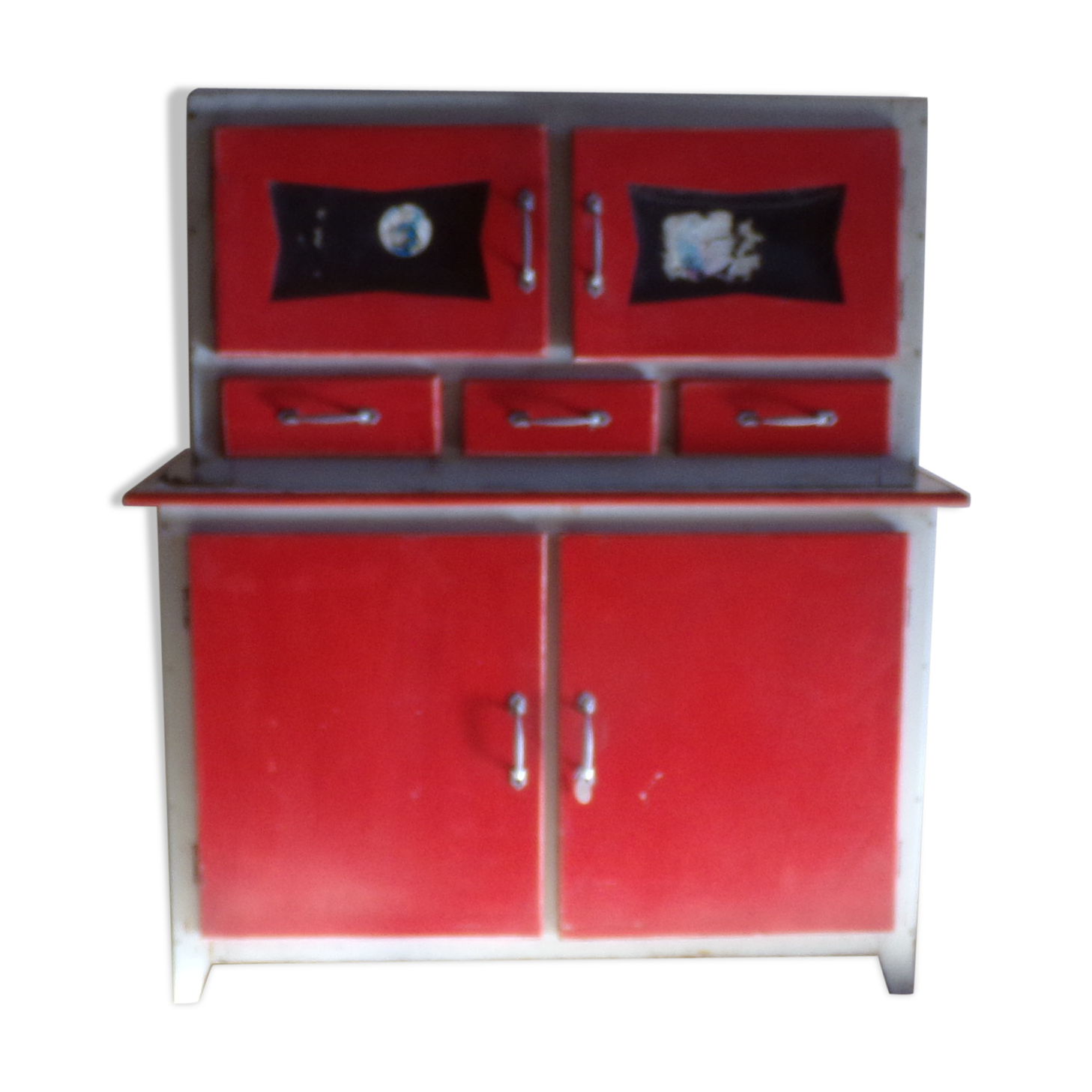 Red and white wooden buffet
