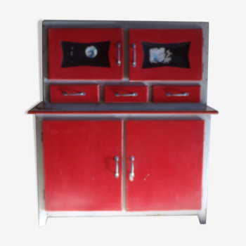 Red and white wooden buffet