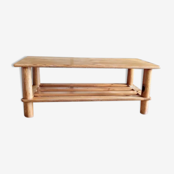 Table basse en pin, avec porte revues, années 70