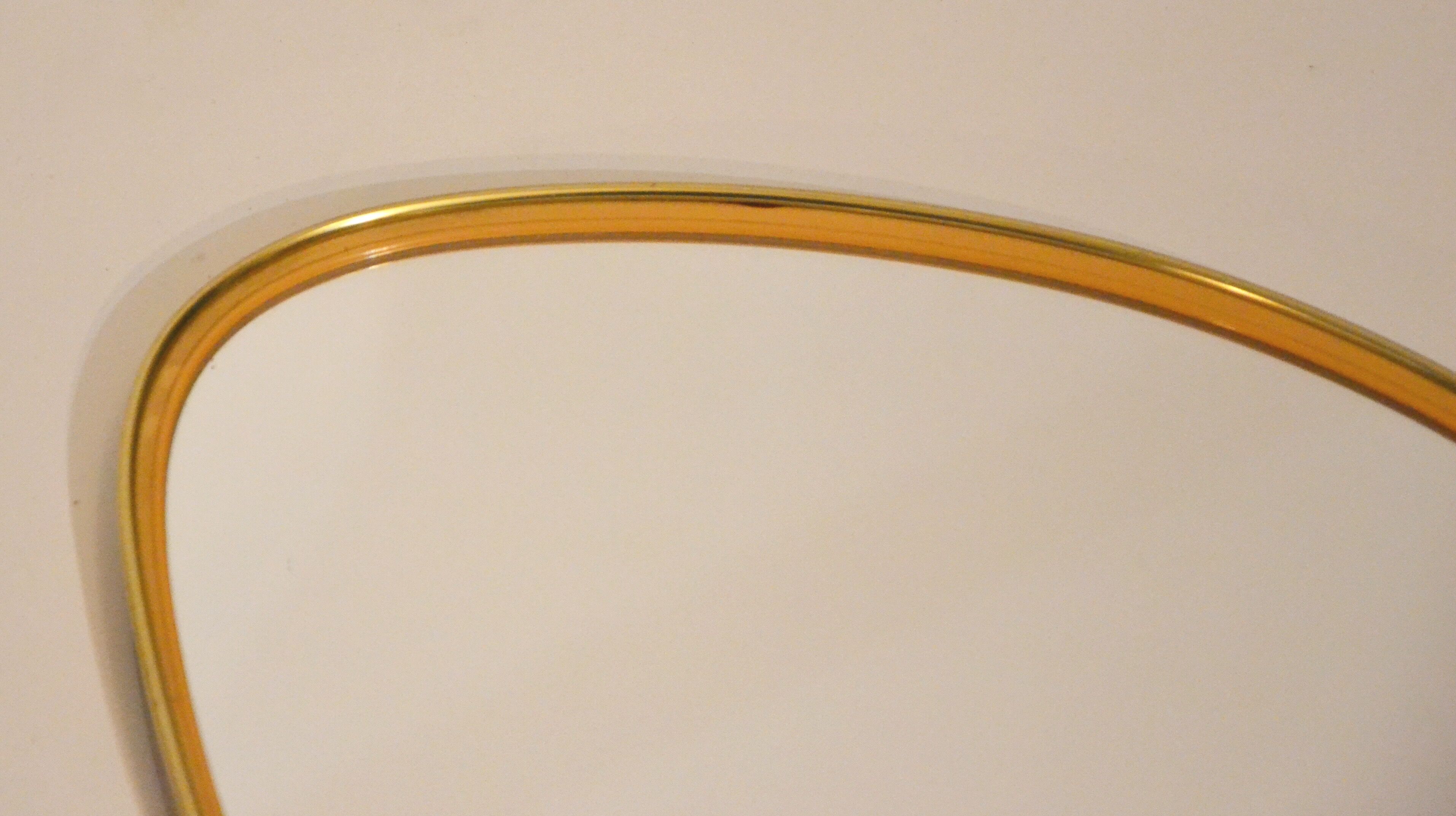 Mirror shape free gold