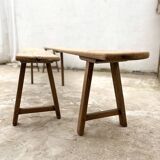 Paire d’anciens grands bancs de ferme
