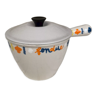 Fondue dish