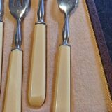 Set of 12 dessert forks