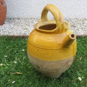 Yellow glazed terracotta jar, south-west of France.