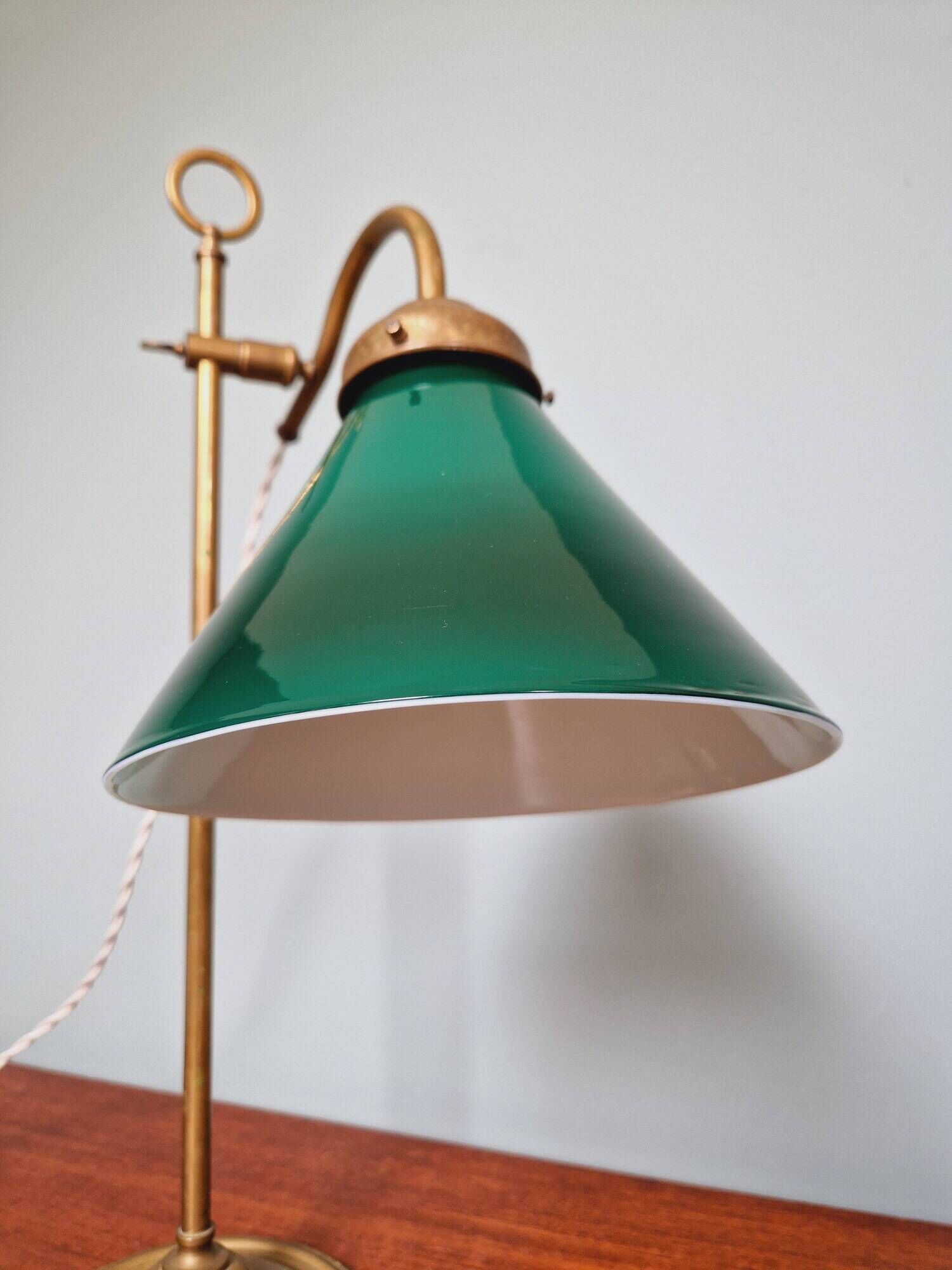 Art Deco desk lamp in brass and conical green opaline, 1920s-30s