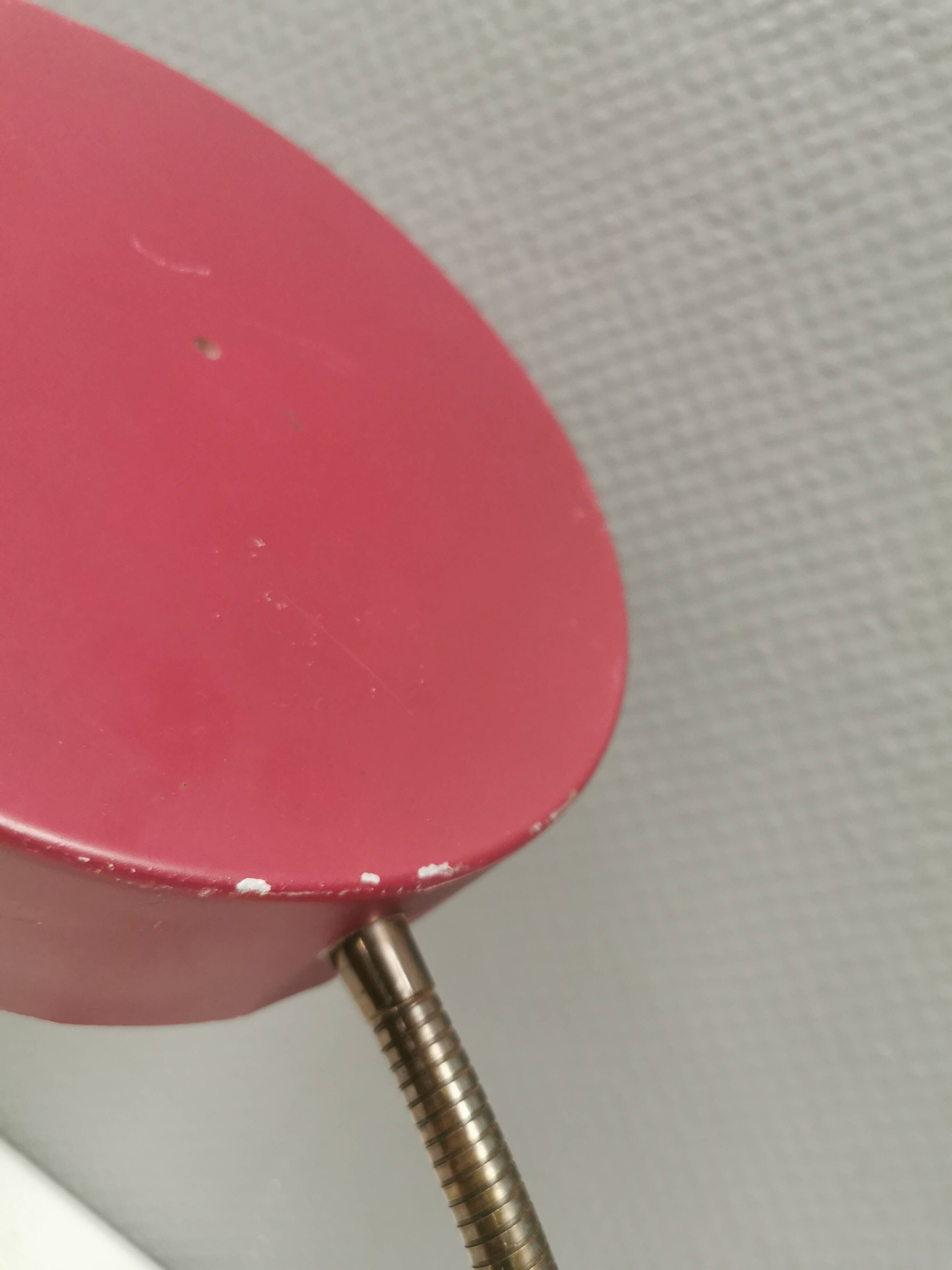 Table lamp in aubergine coloured metal, brass bend and teak wood 1960-70s