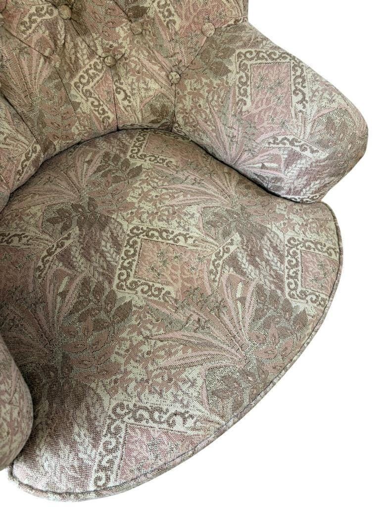 Fauteuil vintage rose clair à fleurs / fauteuil une place avec franges