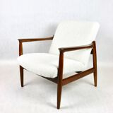 White Boucle GFM-64 armchair by Edmund Homa, 1970s