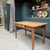 Small farmhouse table (renovated)