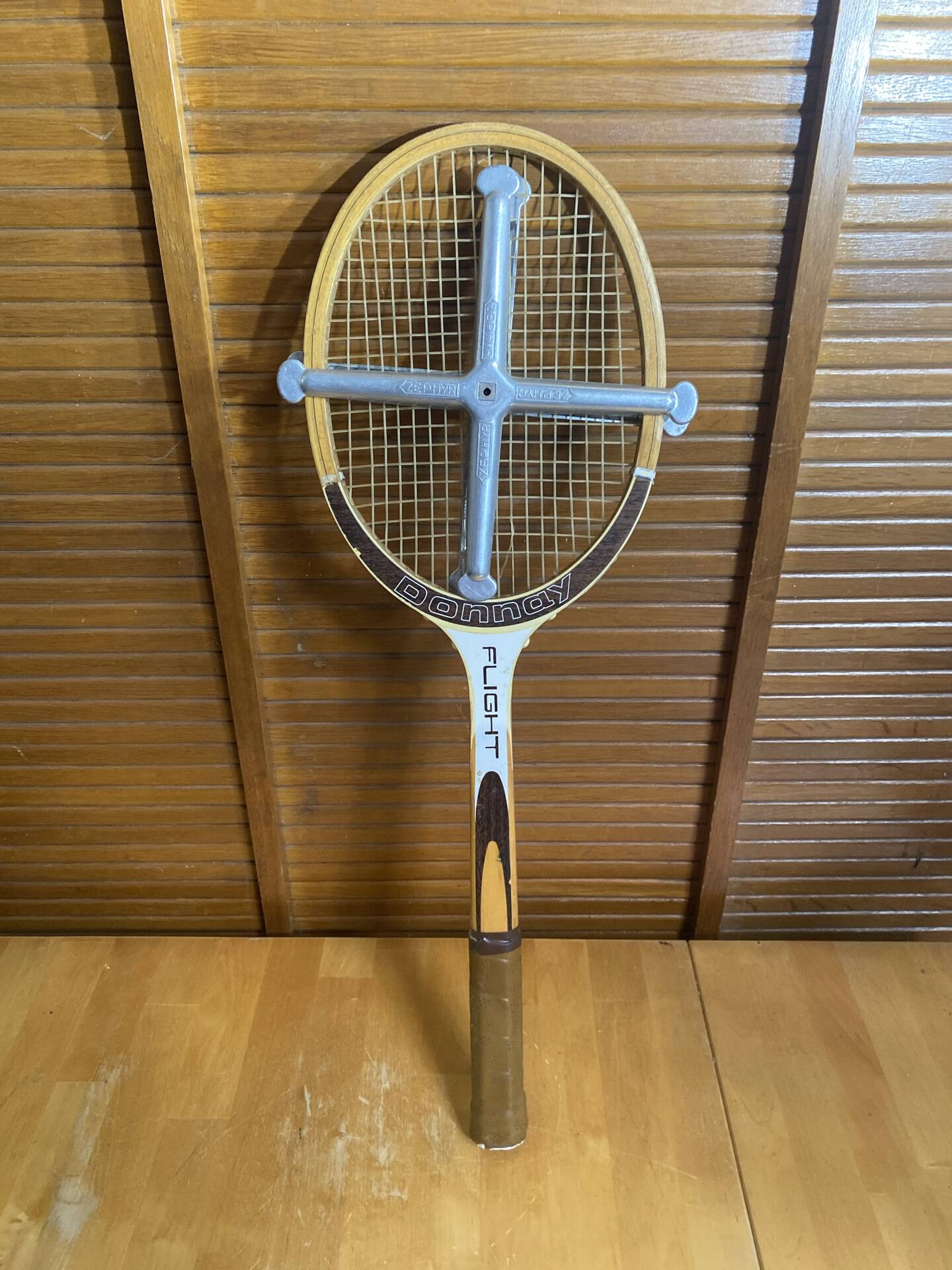 Vintage dunlop flight wooden tennis racket + zéphyr protection