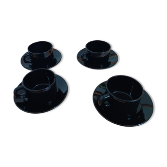 Set of four cups and under arcoroc coffee cups