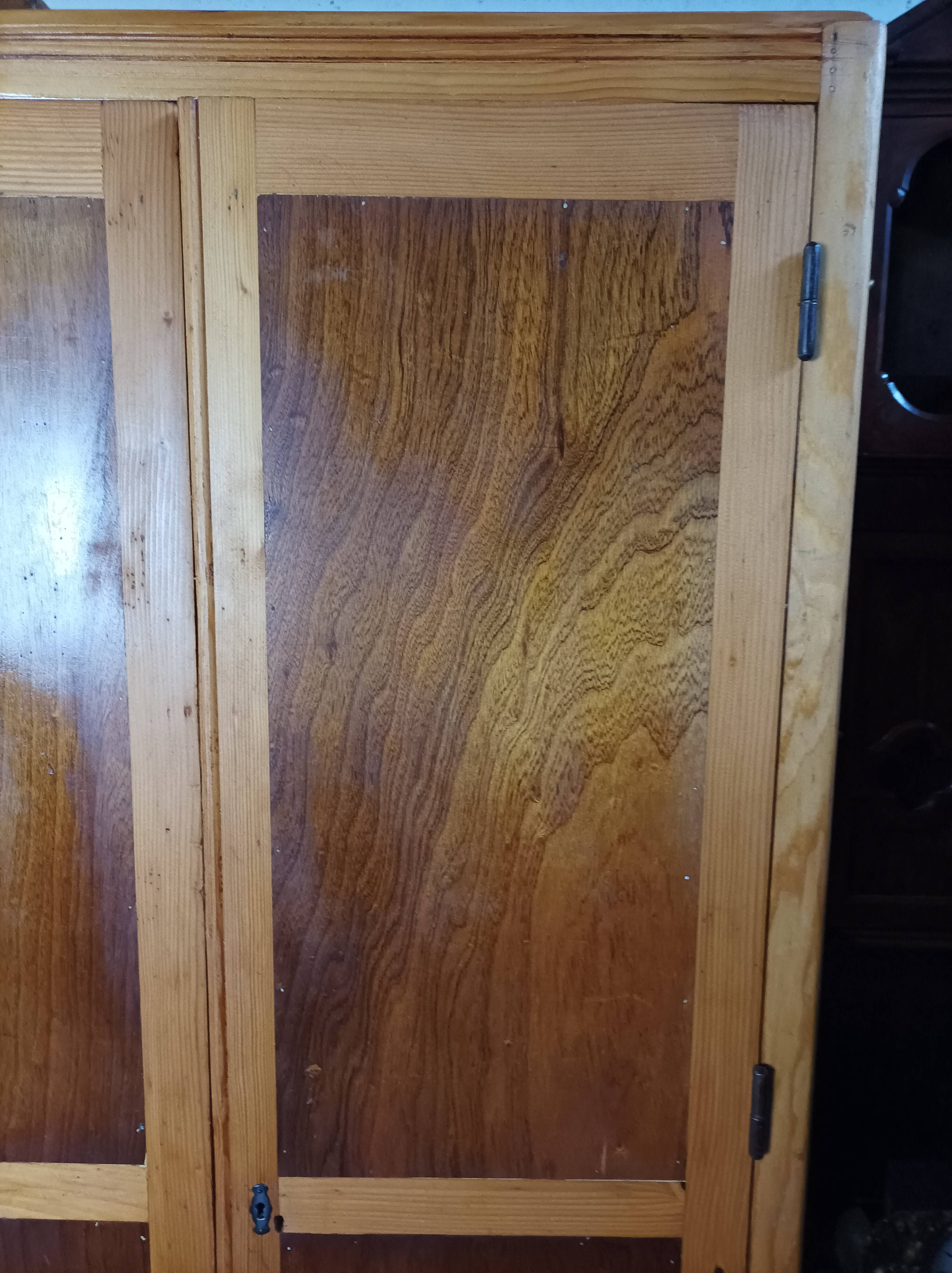 Parisian pine cabinet