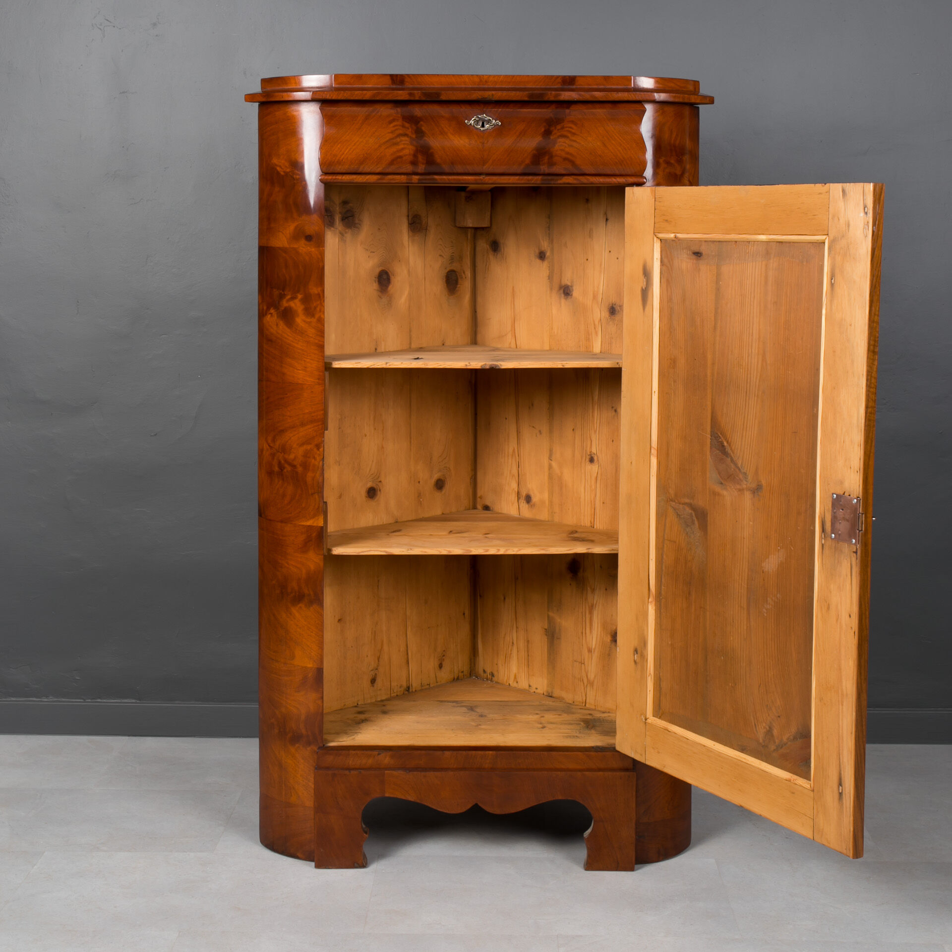 Biedermeier Corner Cabinet, 19th Century, Fully Renovated