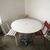 Guerin metal garden table, bistro table, cast foot