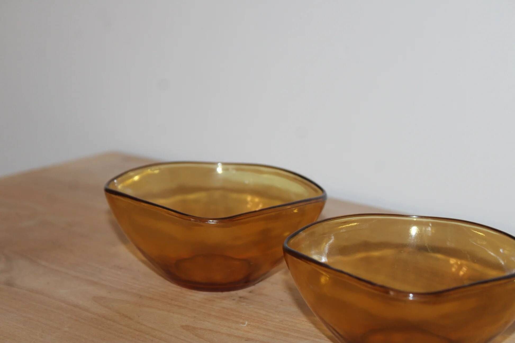 Set of 2 vintage amber glass ramekins – 1970s – Made in France