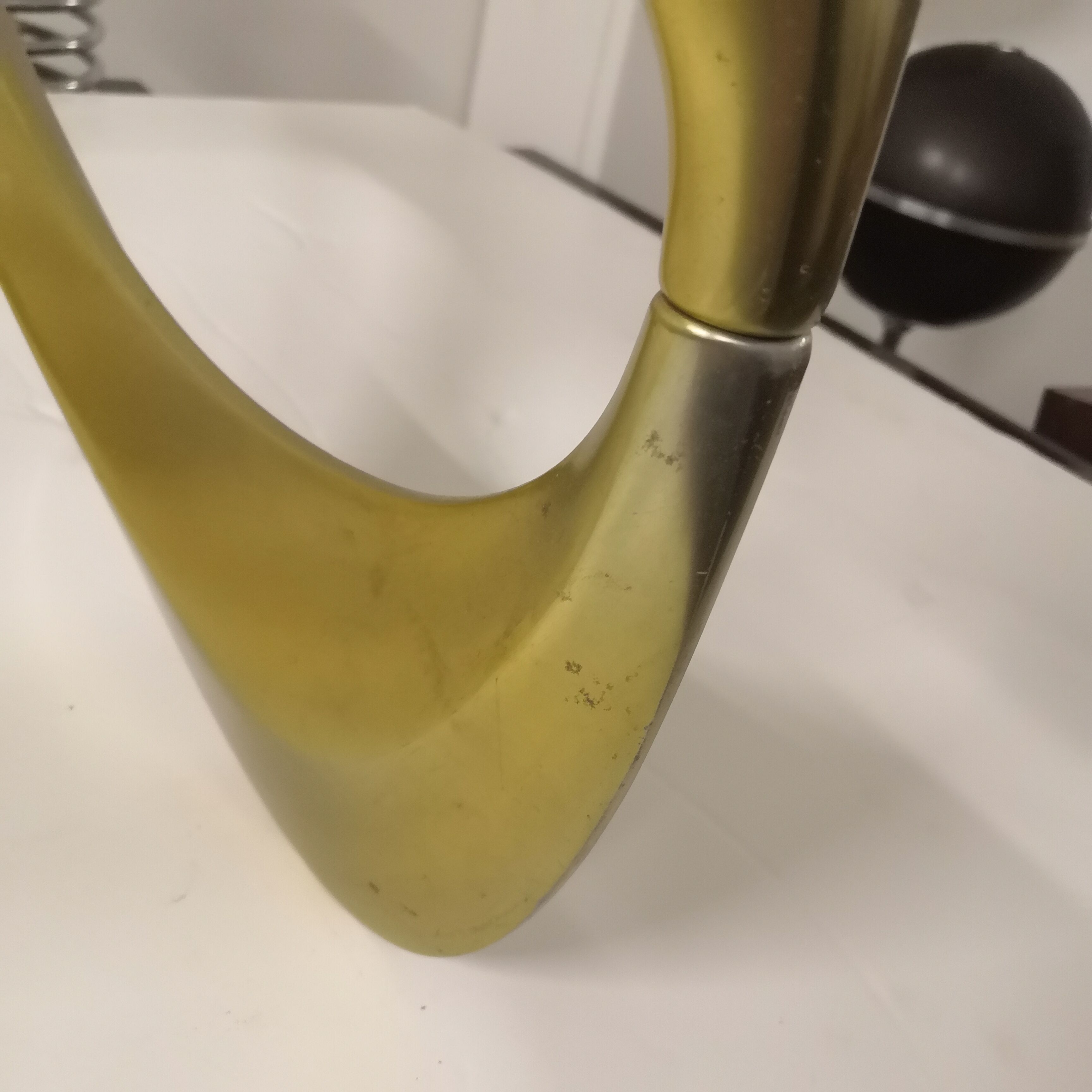 Table low Snake Knut Hesterberg