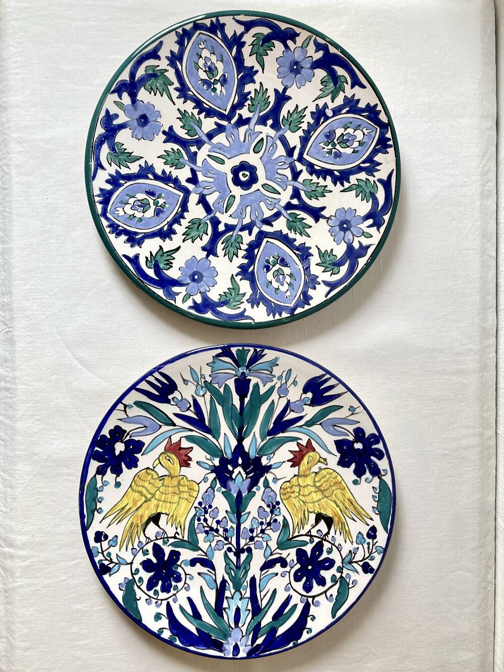 Pair of decorative ceramic plates from Nabeul, 1960s-1970s.