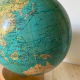 Globe terrestre vintage