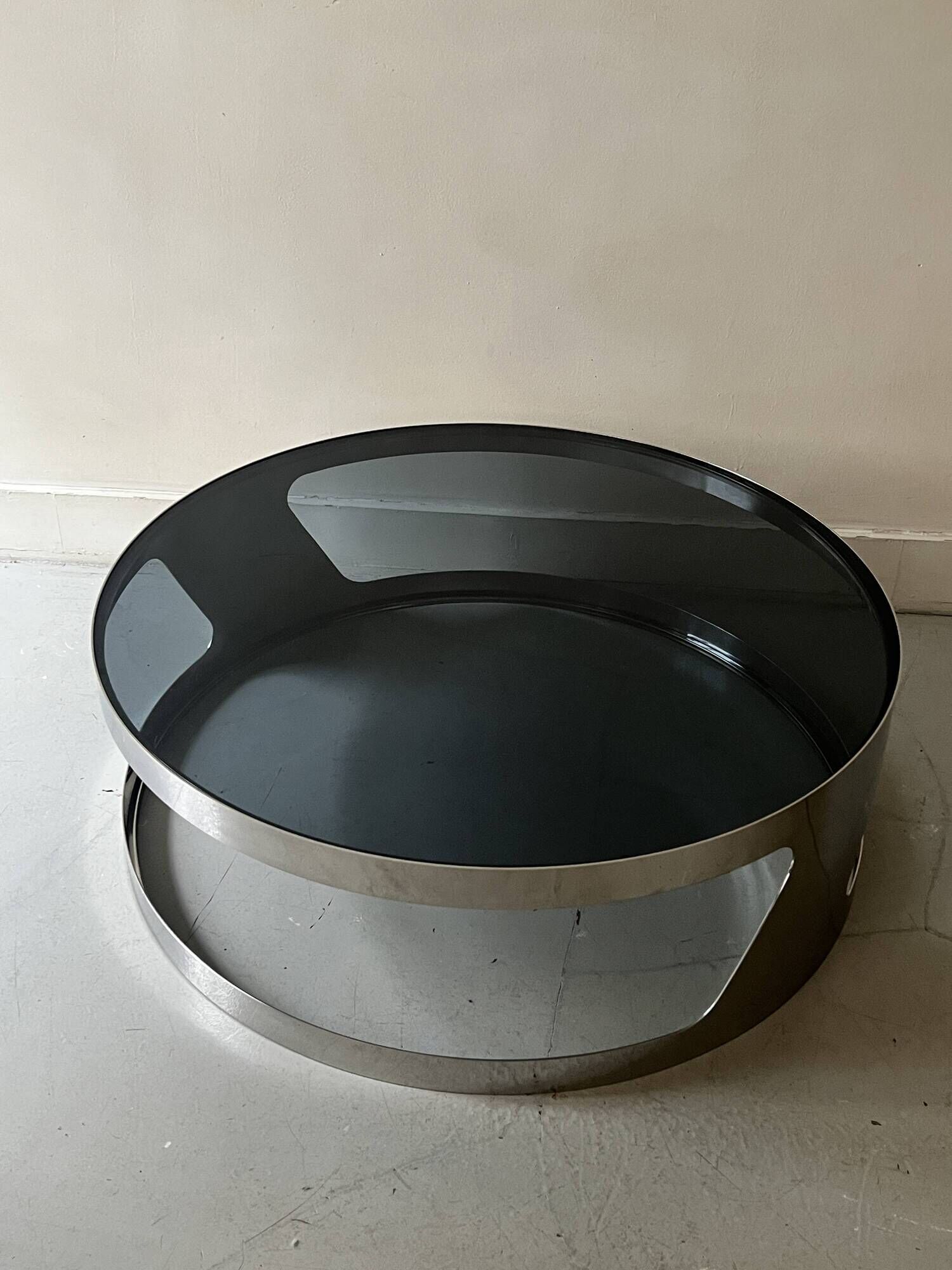 Italian round coffee table in chromed metal & smoked glass, 1970s design