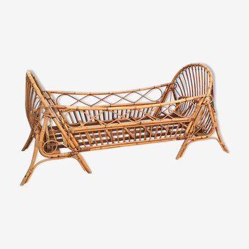 Bed rattan basket