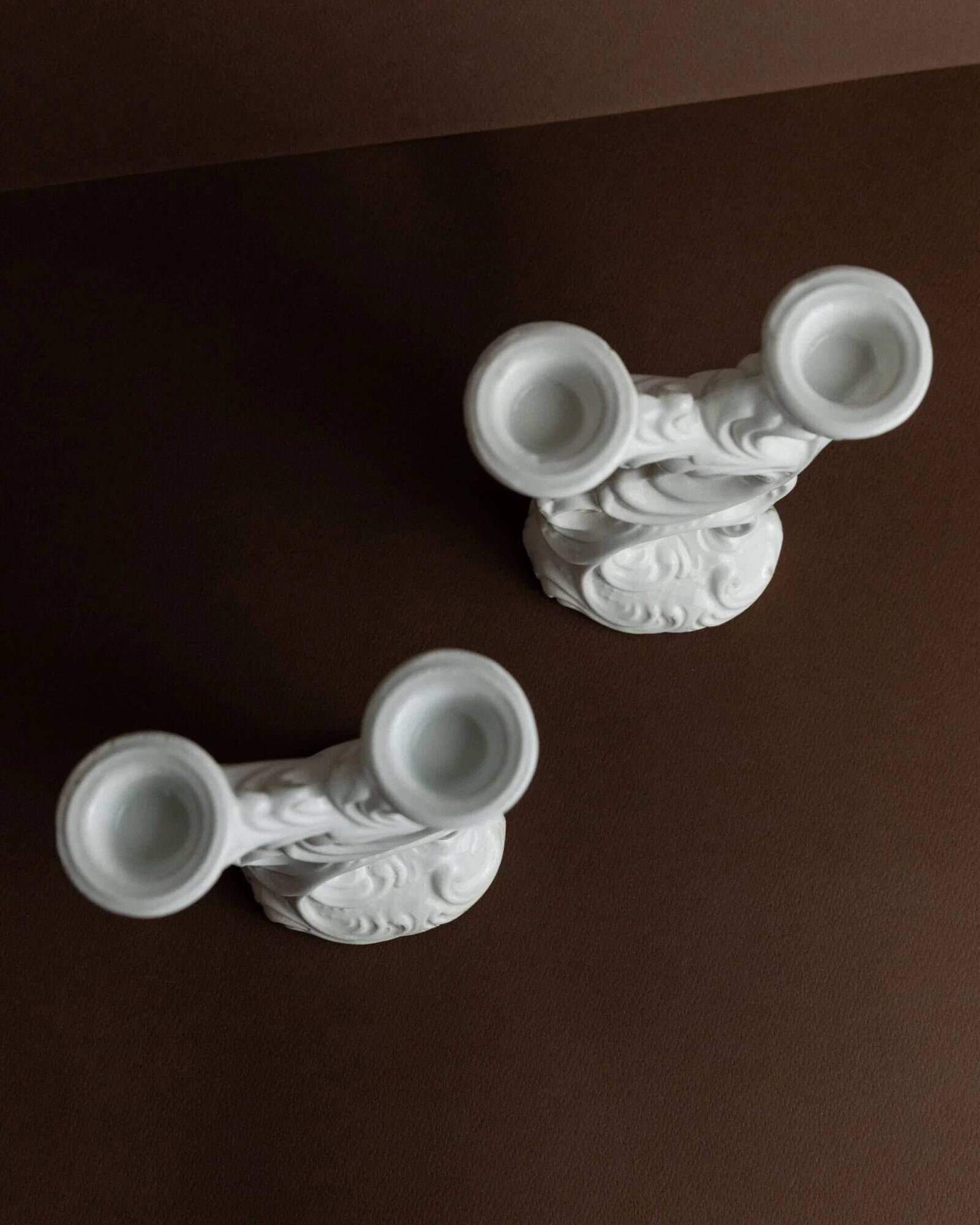Two White Biscuit Porcelain Candleholders, Vintage Ceramic Candlesticks, Italy 1930s – Elegant Rococo-Style Decor