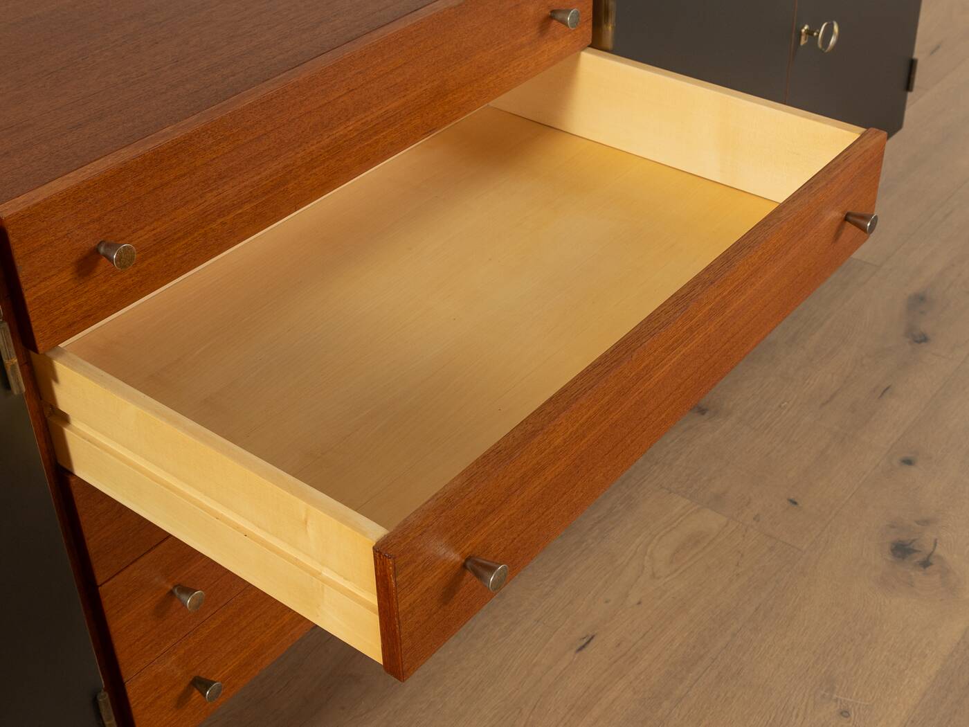 Buffet à tiroirs des années 60, style Bauhaus