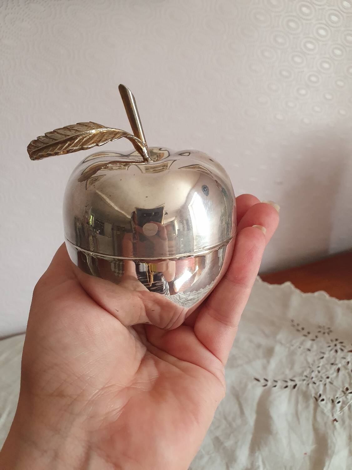 Vintage hollywood regency style apple shaped silver metal box