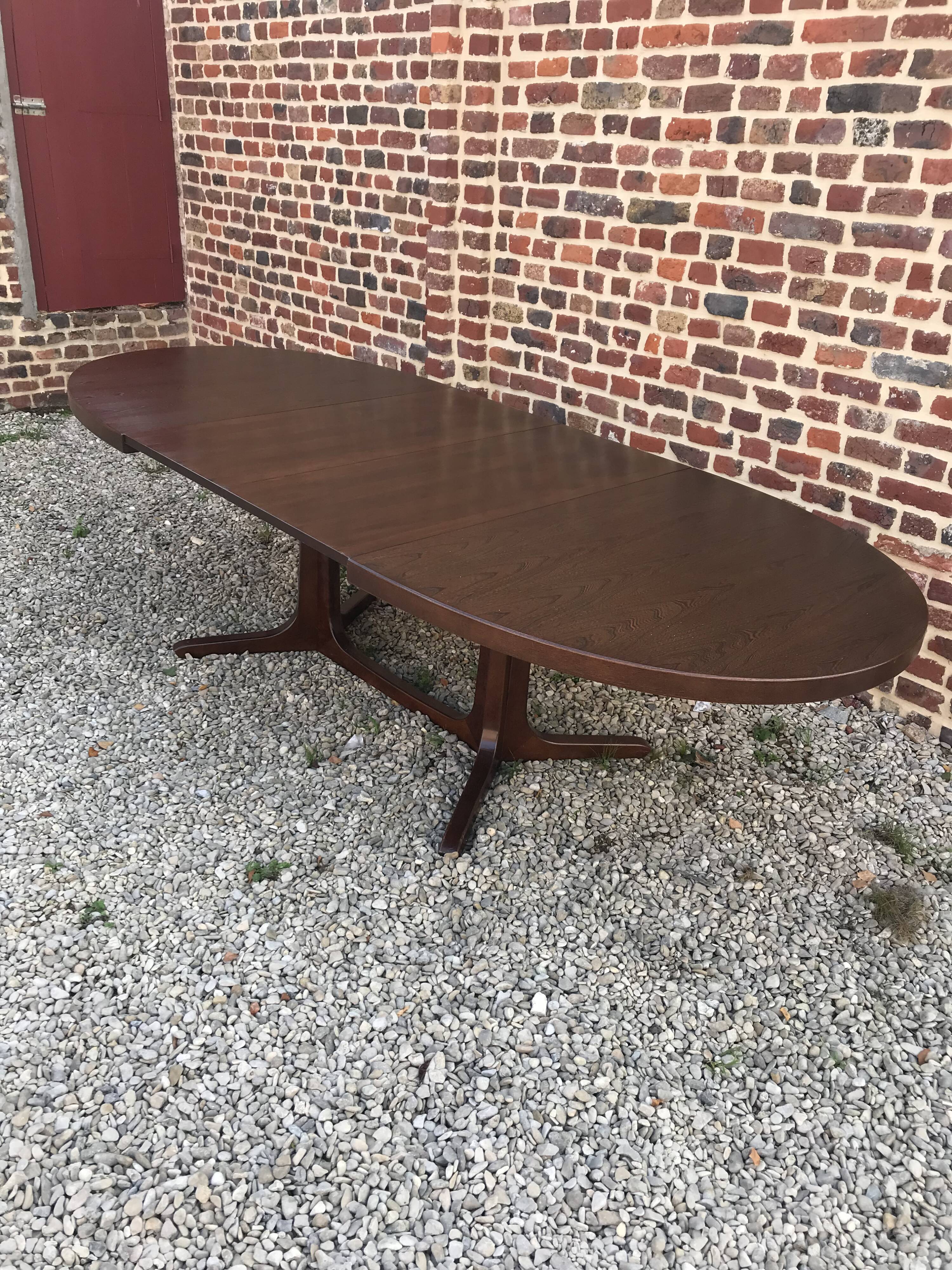 Scandinavian design oval dining table