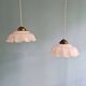 Duo de suspensions en opaline festonnée rose, années 1920-30