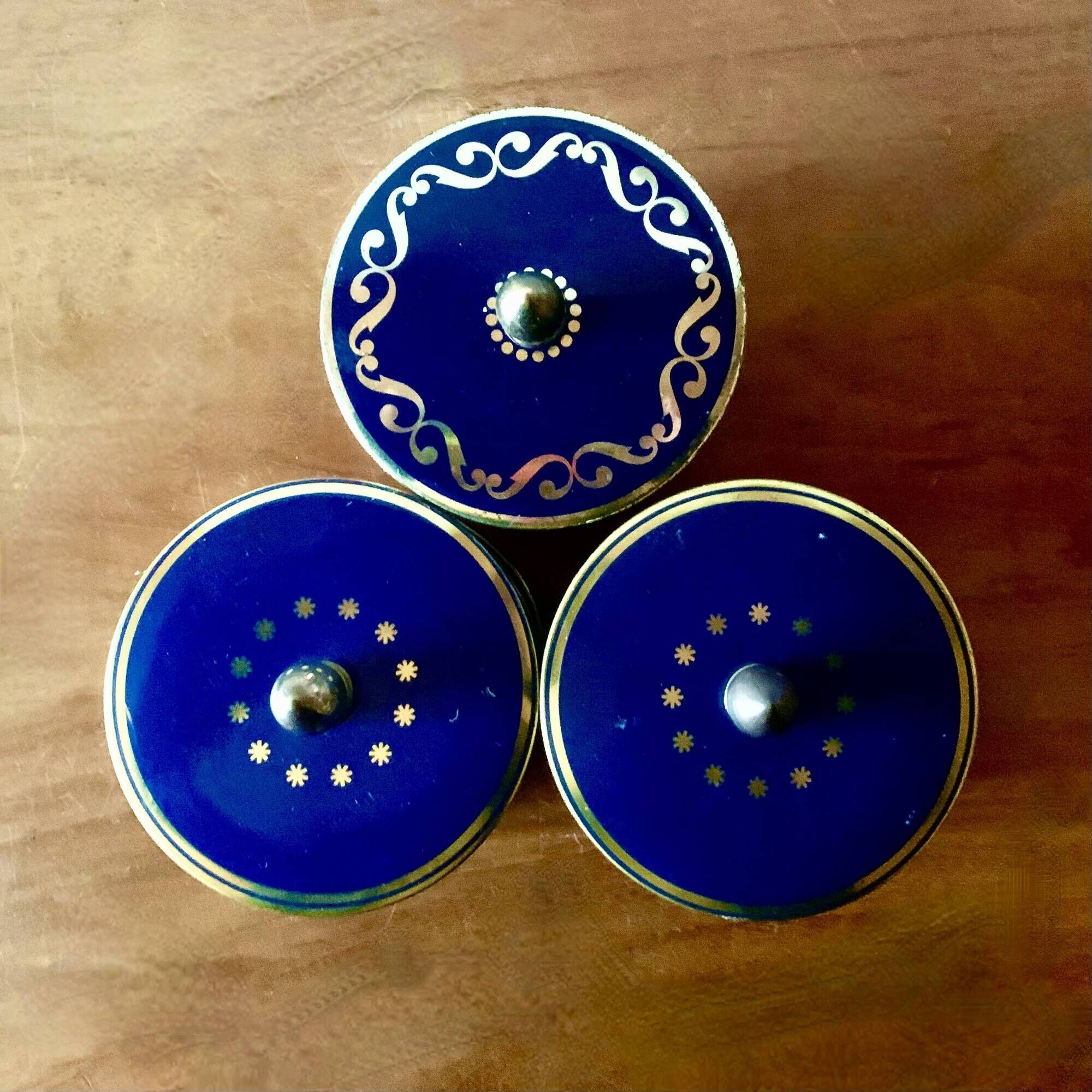 Trio of old Côte d'Or metal chocolate boxes - floral decoration