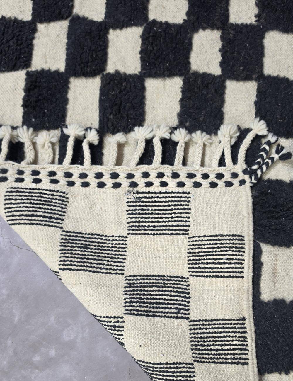 Tapis à damier noir et blanc - 149 x 112 cm