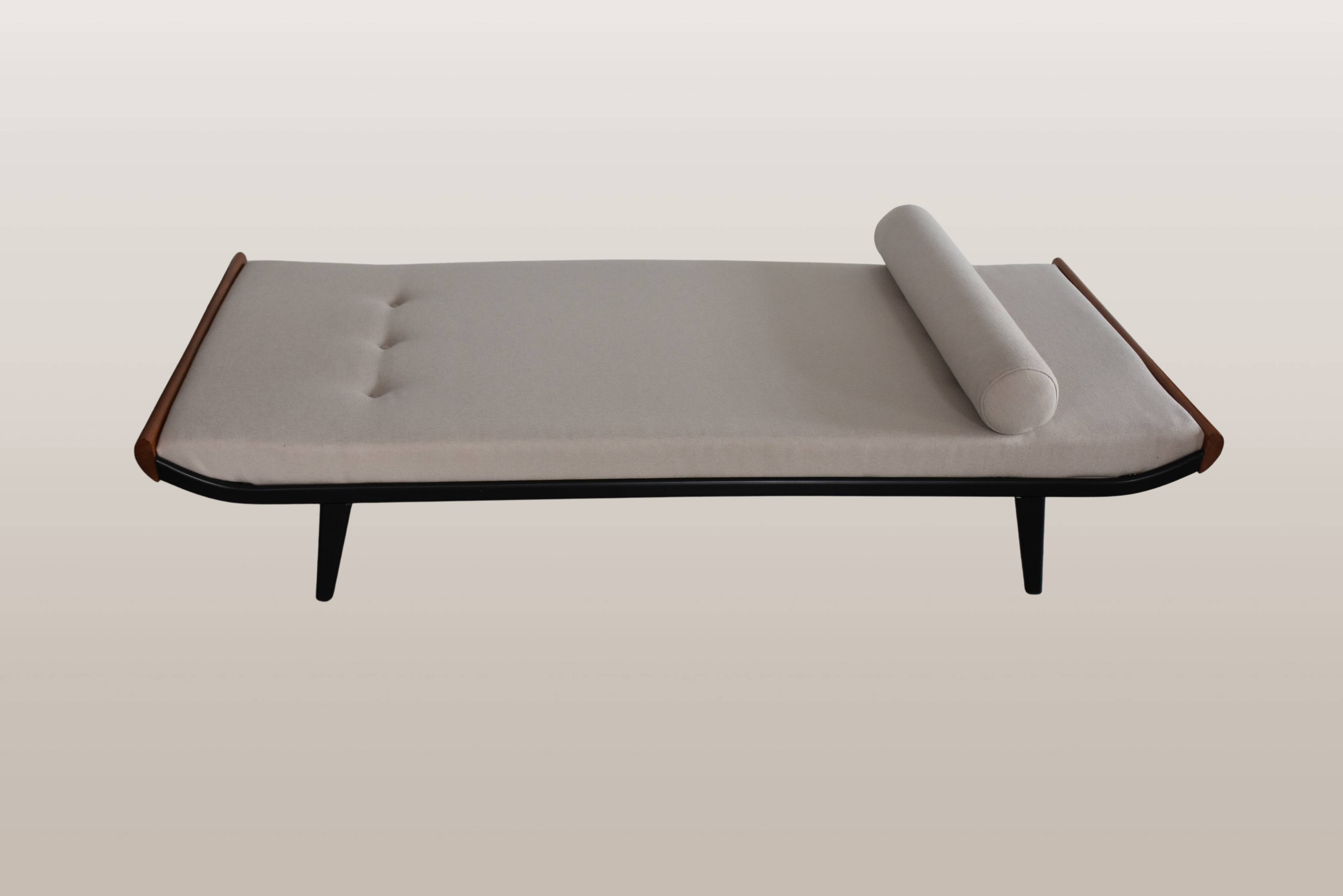 Mid Century Daybed CLeopatra 1960s