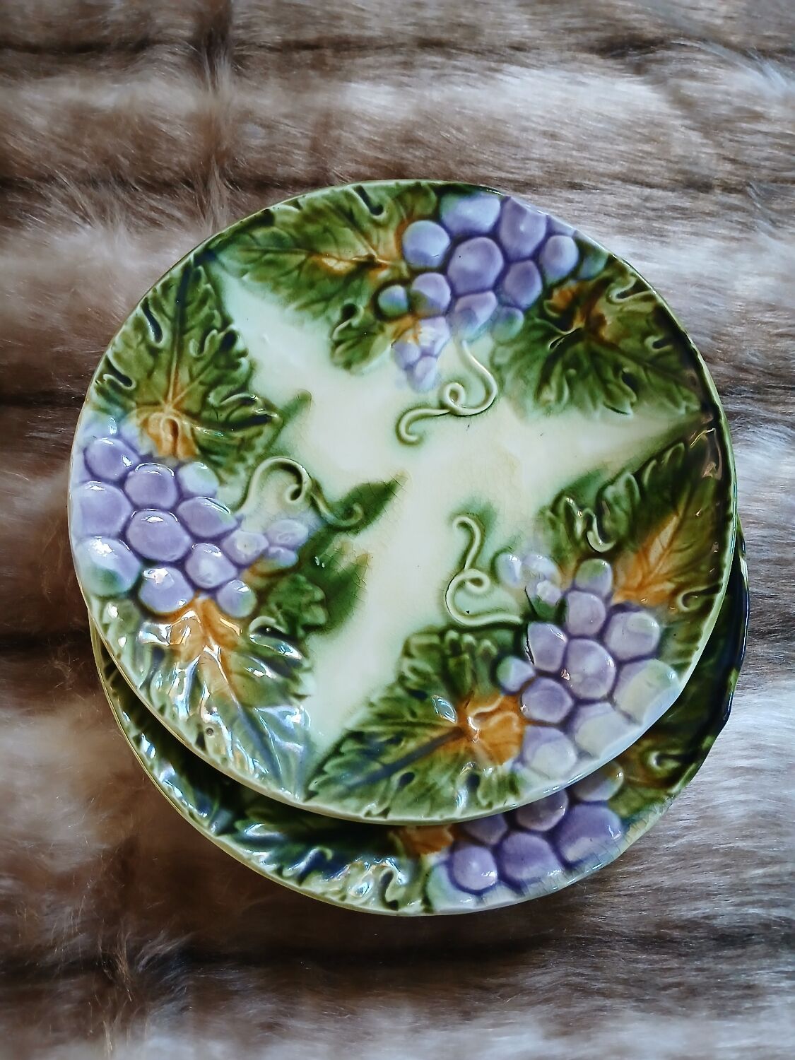 2 antique slipware plates