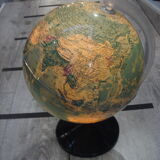 Globe light around 1970 (with ussr, zaire...)